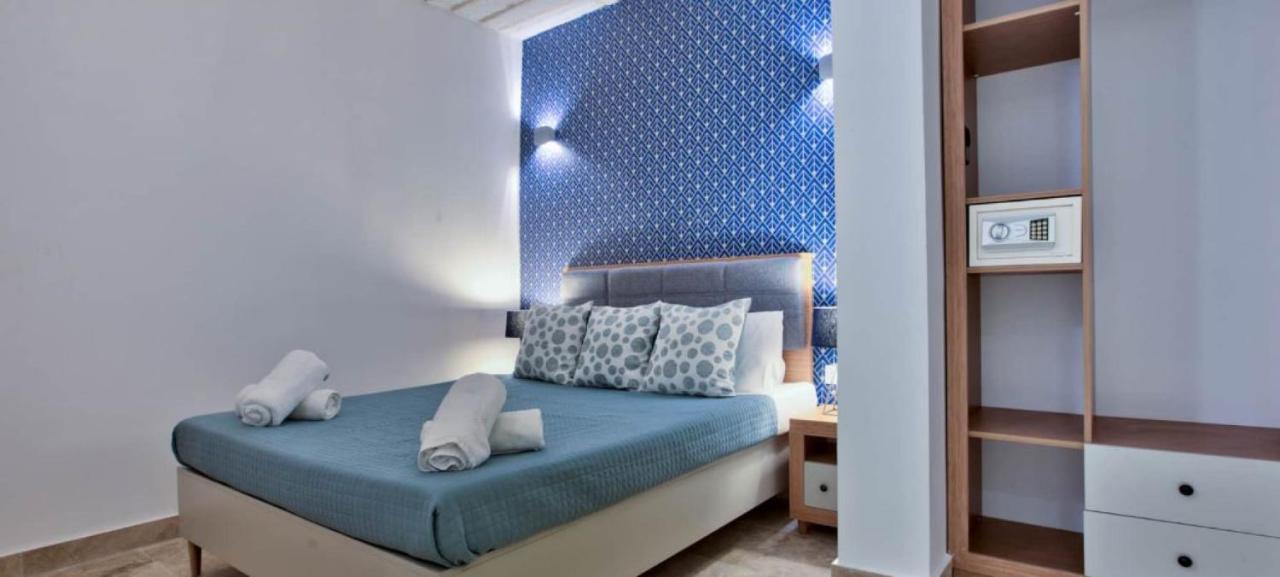 Ursula Apartments Self Catering Studios And 1-Br In Central Valletta By Tritoni Hotels Exteriör bild