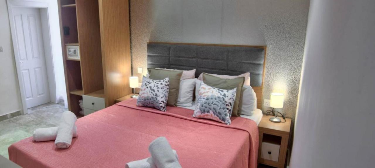 Ursula Apartments Self Catering Studios And 1-Br In Central Valletta By Tritoni Hotels Exteriör bild